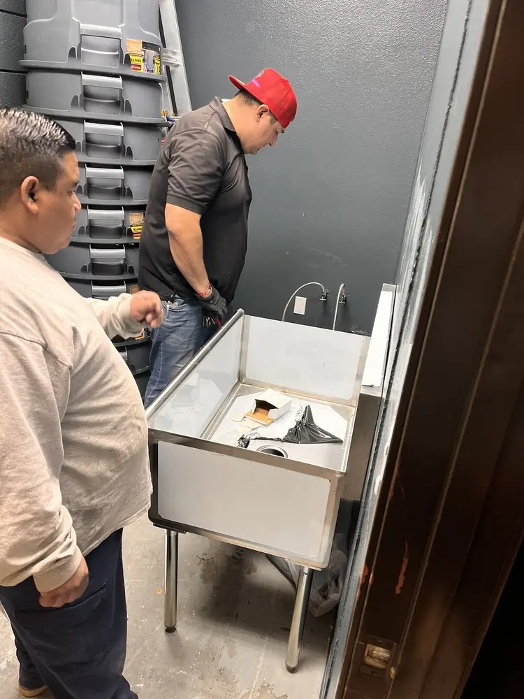 Commercial plumbing and sink installation in Penderlan